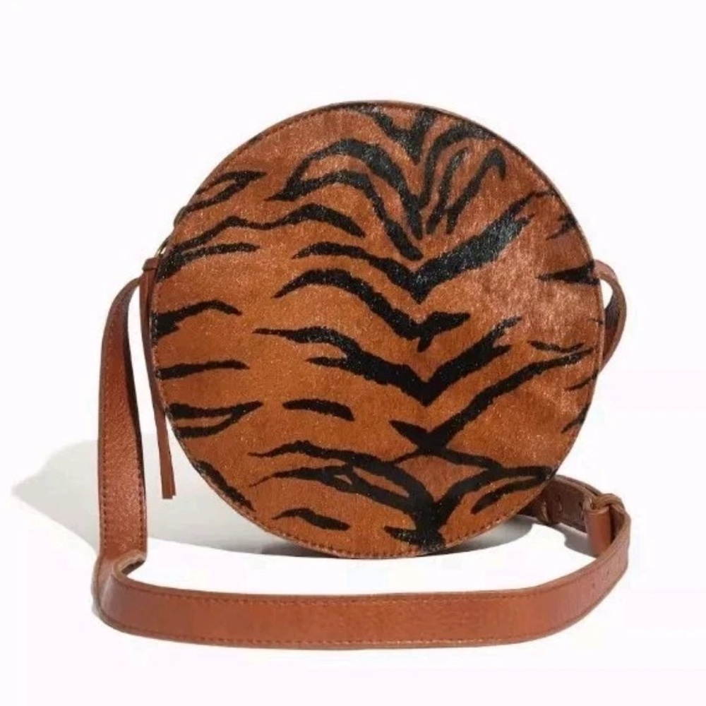 Madewell The Simple Circle Crossbody Bag in Calf Hair Brown Leather Purse